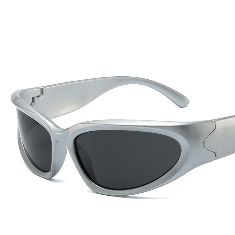 CyberChic | Trendy Y2K sunglasses in future style